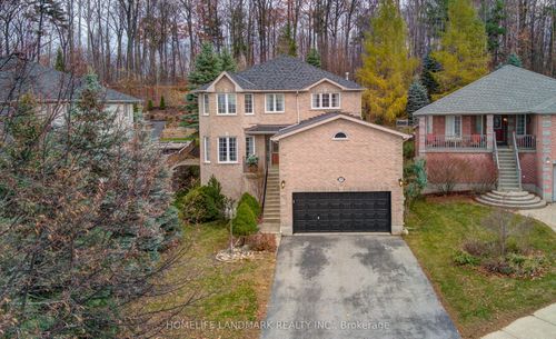 49 Eaglestone Lane, Barrie, ON, L4N0J3 | Card Image