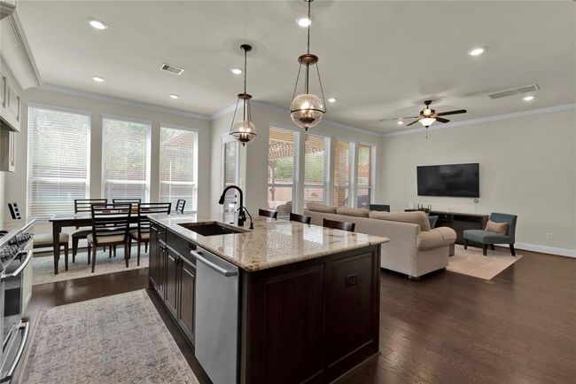 15 Forest Ravine Dr, Townhouse with 3 bedrooms, 3 bathrooms and 2 parking in Tomball TX | Image 14