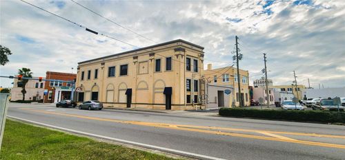ste-102-251 E Park Ave, LAKE WALES, FL, 33853-5705 | Card Image