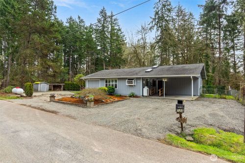 125 41st Ave Ne, Olympia, WA, 98506-2422 | Card Image