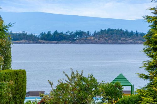 33-1165 Resort Dr, Parksville, BC, V9P2E2 | Card Image