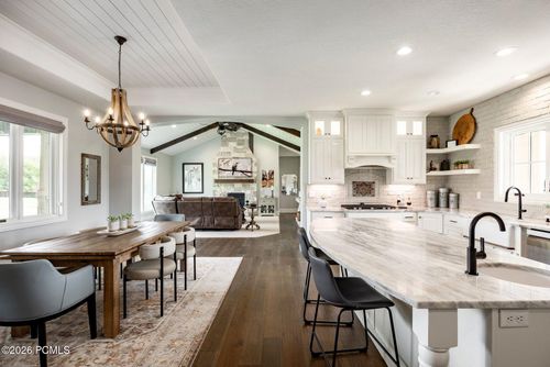 900 S Price Farm Ct, Midway, UT, 84049-5529 | Card Image
