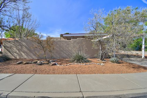 1023 Quincy St Se, Albuquerque, NM, 87108-3511 | Card Image