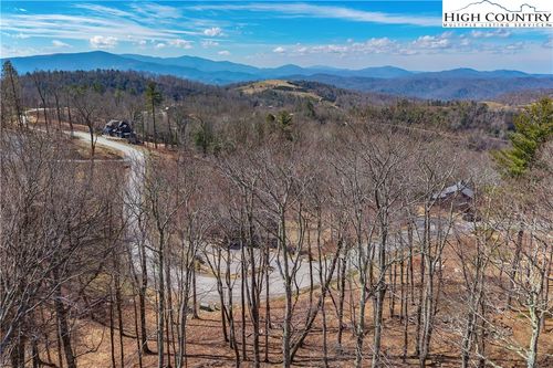 VR-5 Red Sky Parkway, Banner Elk, NC, 28604 | Card Image