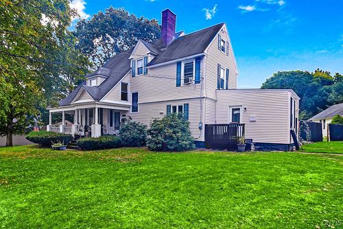 61 West St, Whitesboro, NY, 13492-1934 | Card Image