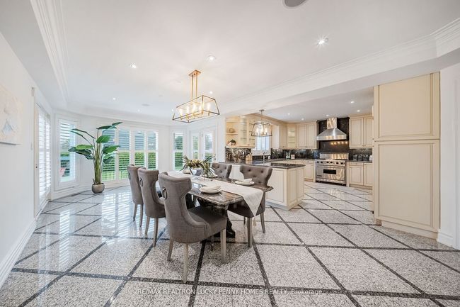 16 Noble St, House other with 7 bedrooms, 6 bathrooms and 12 parking in Markham ON | Image 9