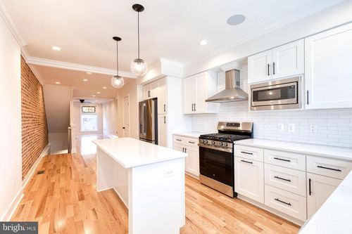 814 Grundy St, BALTIMORE, MD, 21224-4345 | Card Image