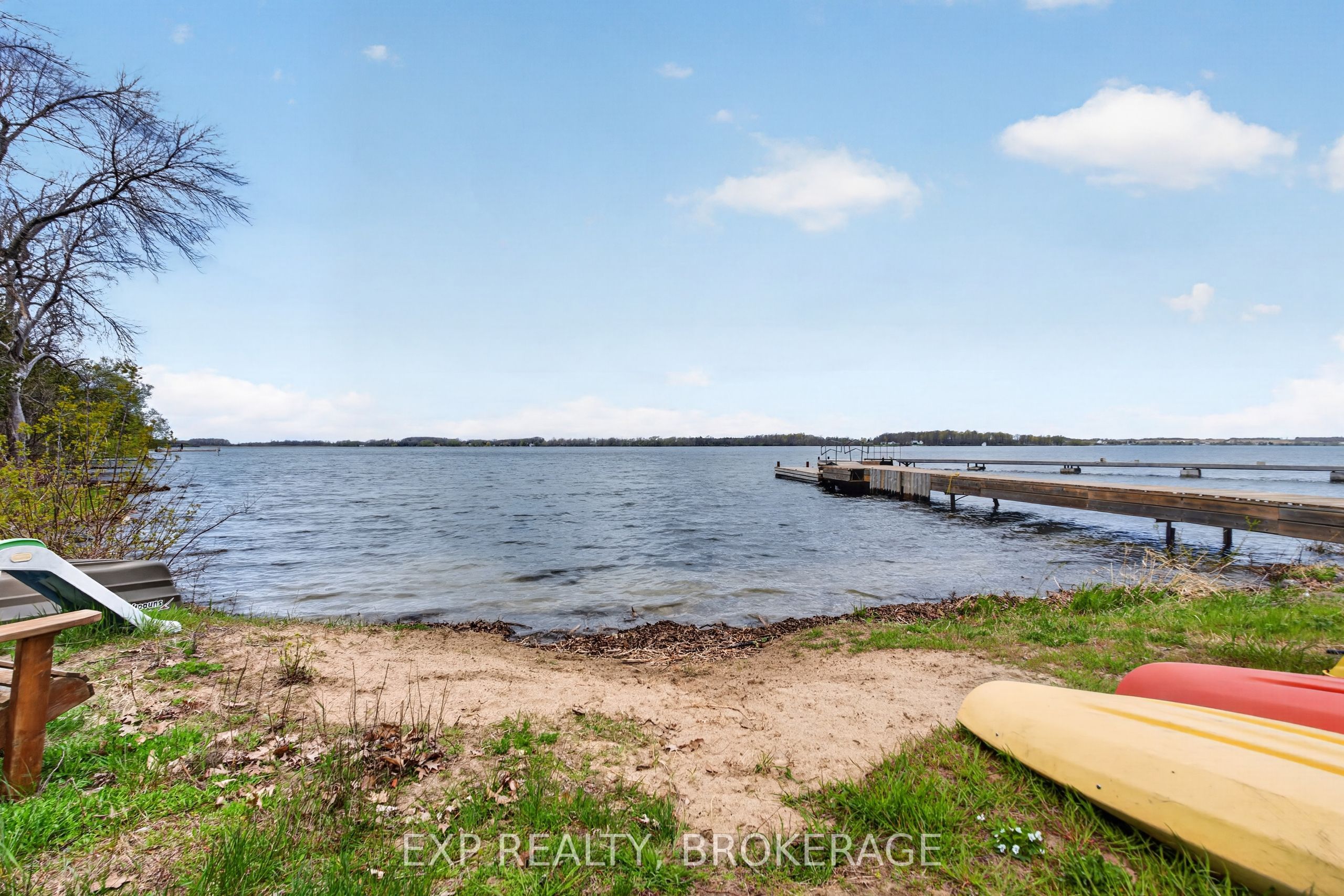 Residential in Frontenac Islands 3