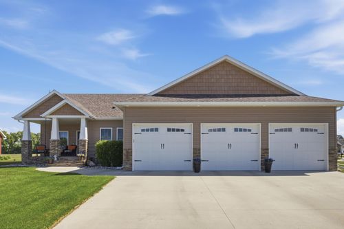 1406 W Summerwood Trail, Dilworth, MN, 56529 | Card Image