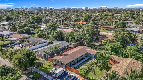 2-700 Ne 25th St, Pompano Beach, FL, 33064-6442 | Card Image