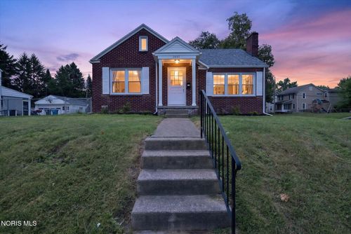 1447 Craigwood Rd, Toledo, OH, 43612-2221 | Card Image