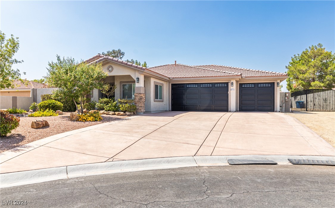 Trimwater Ct, Las Vegas, NV 89130