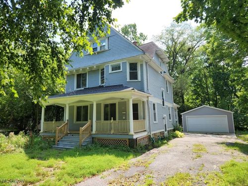 18112 Chagrin Blvd, Shaker Heights, OH, 44122-4844 | Card Image