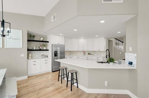 11 Desert Dawn Ln, Henderson, NV, 89074-2908 | Card Image