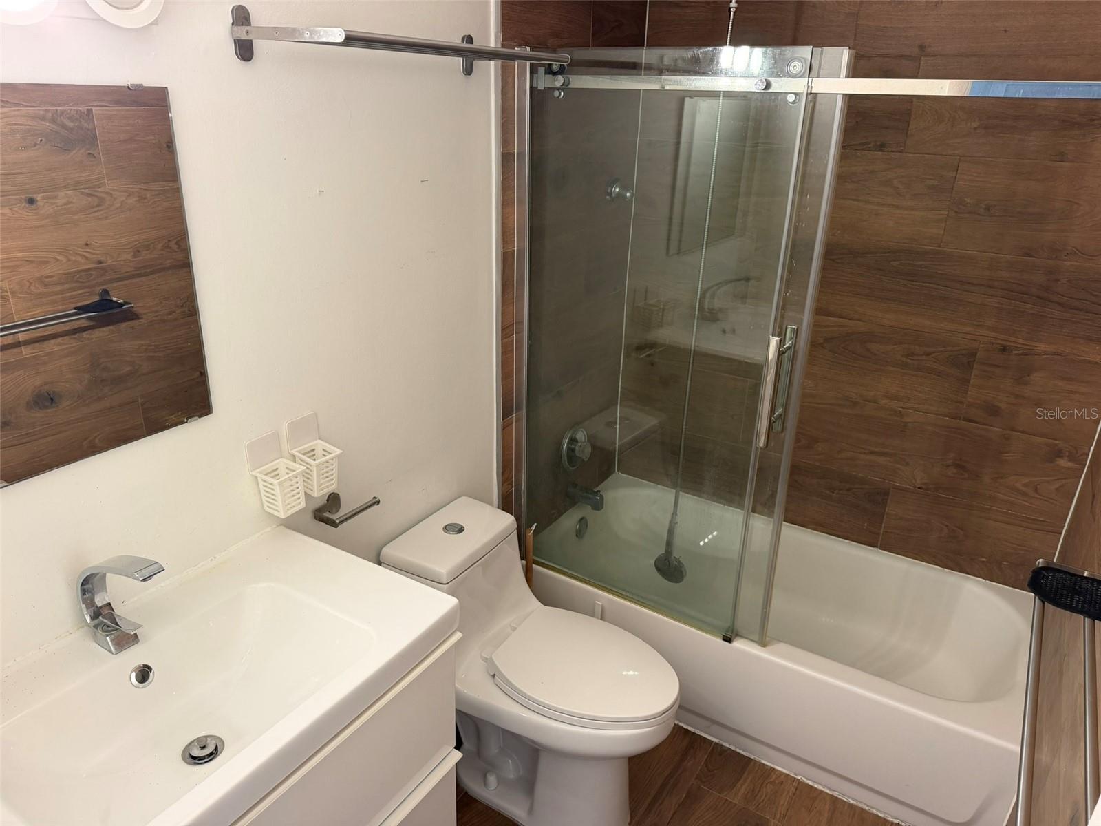 Residential Lease in ORLANDO 5