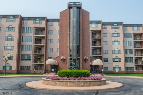 708-1360 Hamburg Tpke, Wayne, NJ, 07470-4037 | Card Image