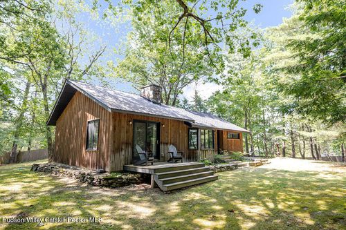 7 Memory Ln, Hillsdale, NY, 12529-5228 | Card Image