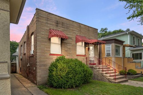 1183 S Scoville Ave, Oak Park, IL, 60304-2139 | Card Image