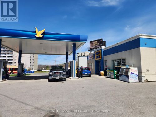 1837 Main St W, Hamilton, ON, L8S1H6 | Card Image