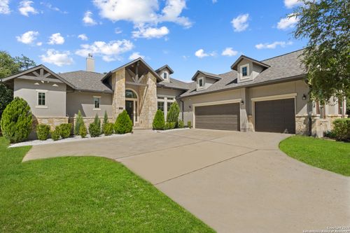 430 James Way, Castroville, TX, 78009-2253 | Card Image