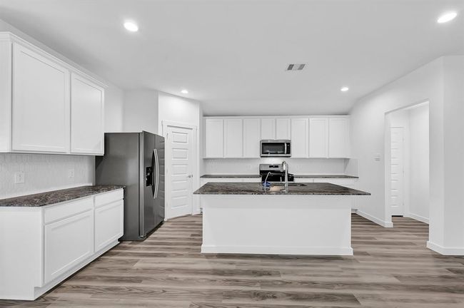 *Images and 3D tour are for illustration only and options may vary from home as built. | Image 14