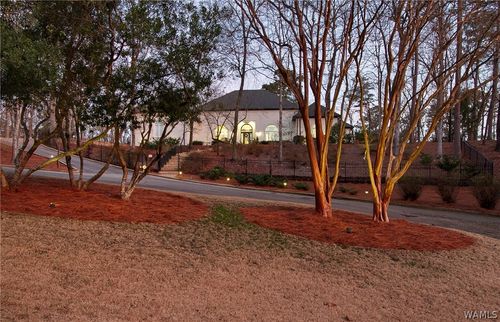 8721 Forrestal Dr Ne, Tuscaloosa, AL, 35406-3404 | Card Image