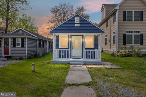 3805 7th St, NORTH BEACH, MD, 20714-9772 | Card Image