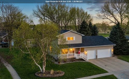1804 Augusta Dr, Vermillion, SD, 57069-3466 | Card Image