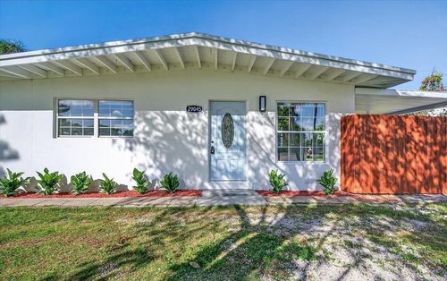 29045 Sw 144th Ct, Homestead, FL, 33033-2913 | Card Image
