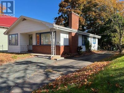 101 Lyman St, House other with 4 bedrooms, 2 bathrooms and null parking in Truro NS | Image 1