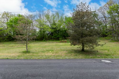 217 Woodland Dr, Buffalo, MO, 65622-9486 | Card Image