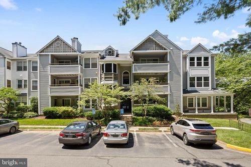 apt-22-7713 Lafayette Forest Dr, ANNANDALE, VA, 22003-6343 | Card Image