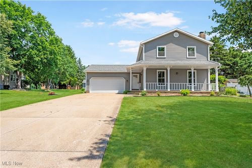 12366 Springwater Ave Nw, Uniontown, OH, 44685-8293 | Card Image