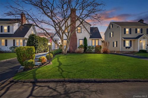 59 Benedict Ave, White Plains, NY, 10603-3334 | Card Image