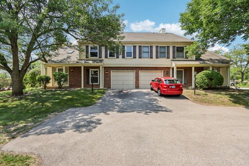 404-2547 College Hill Cir, Schaumburg, IL, 60173-5205 | Card Image