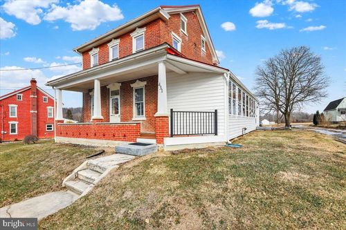 431 Main St, HAMBURG, PA, 19526-8667 | Card Image