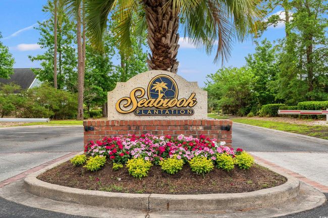 View of community sign | Image 40