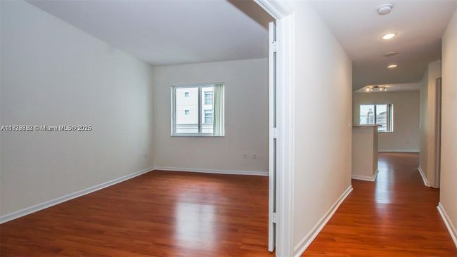STE-906 - 10 Aragon Ave, Condo with 2 bedrooms, 2 bathrooms and null parking in Coral Gables FL | Image 11
