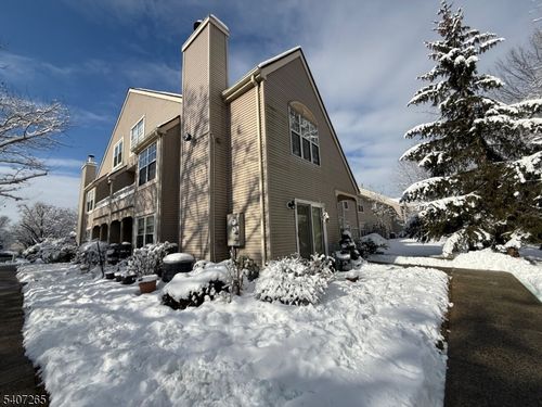 2710 Packer Ct, Bridgewater, NJ, 08807-7017 | Card Image