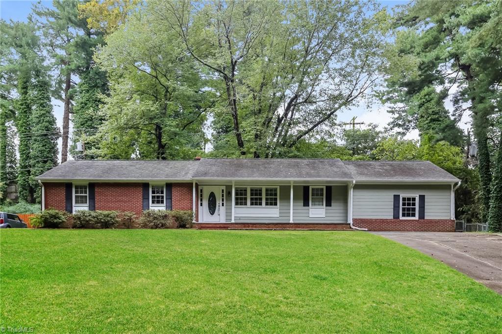Gessner Pl, Winston Salem, NC 27104