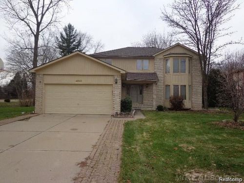 4023 Shadrock Dr, Troy, MI, 48085-5735 | Card Image