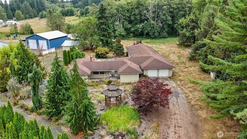 863 Byham Rd, Winlock, WA, 98596-9745 | Card Image