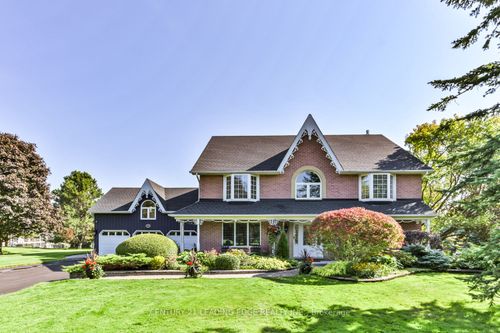 3 Maple View Lane, Stouffville, ON, L4A3S4 | Card Image