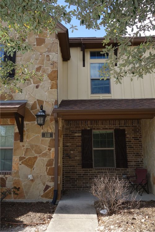 118 Tang Cake Dr, College Station, TX, 77845-0011 | Card Image