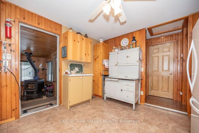 51 Myrlin Way, House other with 2 bedrooms, 1 bathrooms and 8 parking in Deep River ON | Image 22