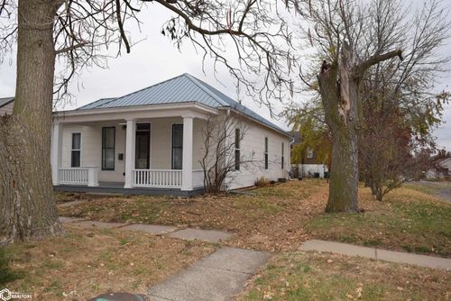 3030 Avenue I, Fort Madison, IA, 52627-3613 | Card Image