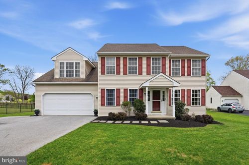 106 Stonebridge Ln, Downingtown, PA, 19335-2284 | Card Image