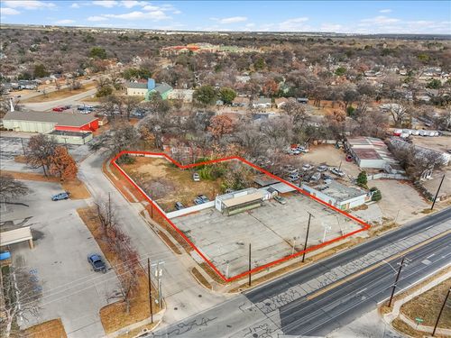 3509 E Belknap St, Fort Worth, TX, 76111-4807 | Card Image