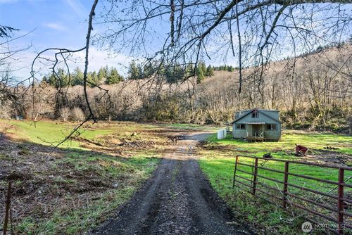 138 Ward Creek Rd, Raymond, WA, 98577-9201 | Card Image
