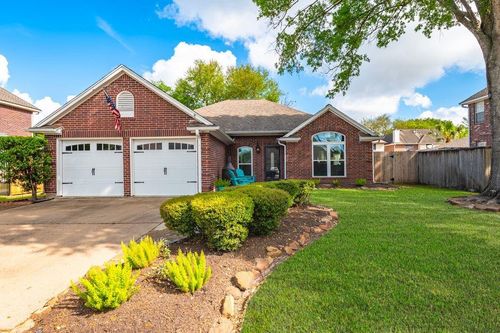 6415 Avenel Drive, Pasadena, TX, 77505 | Card Image